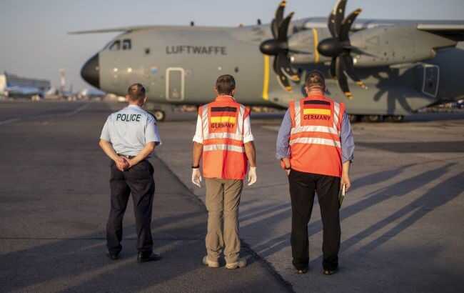 Из Израиля вылетел третий эвакуационный рейс с украинцами