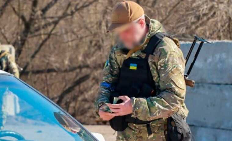 Мобілізація в Україні: що робити, якщо вручили повістку на блокпосту