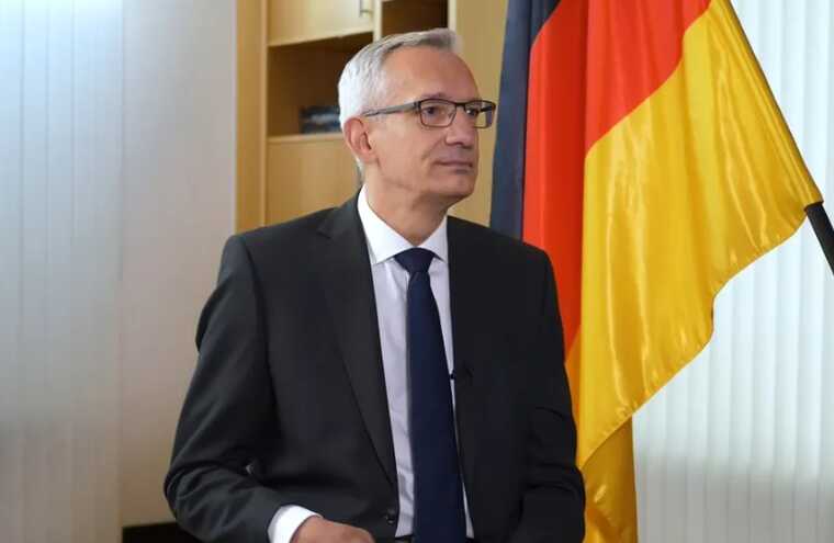 У Німеччині назвали єдиний можливий сценарій перемоги України у війні: "Включно з Кримом"