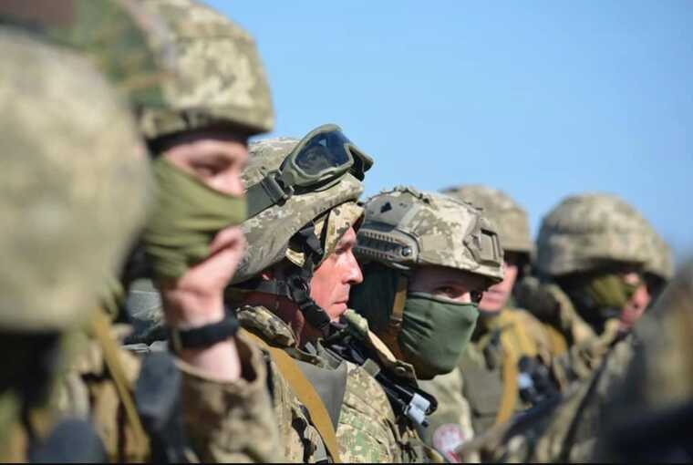 В Донецькій області українські десантники за один бій ліквідували 9 одиниць техніки окупантів