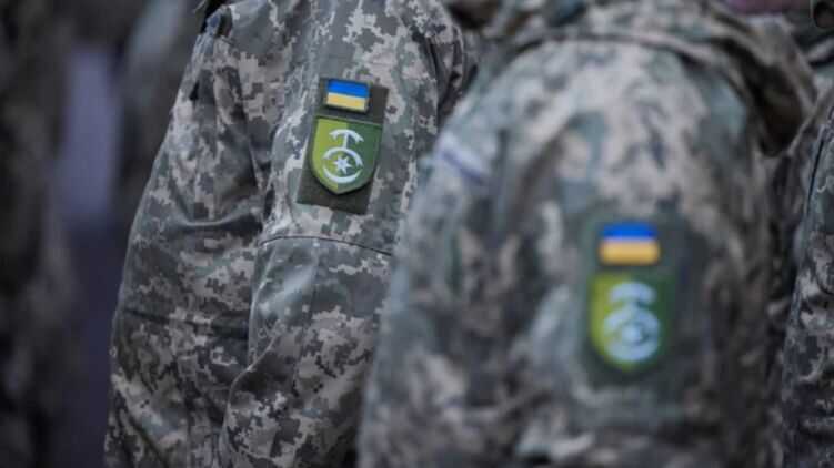 В Черновицкой области разоблачили депутата райсовета, который переправлял уклонистов за границу