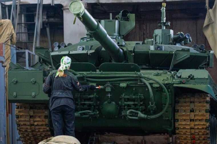 Окупанти отримають більше модернізованих танків Т-90 та Т-72