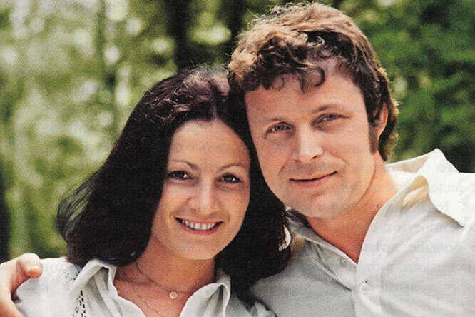 Софія Ротару ніжно звернулася до покійного чоловіка, виклавщи фото з кладовища у мережі