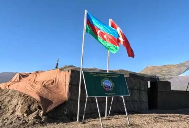 Азербайджан вместе с Турцией проводит в освобожденном Карабахе совместные военные учения