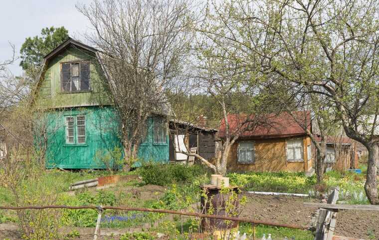 На Харківщині покарали ухилянта, який пів року ховався від призову на дачі друга