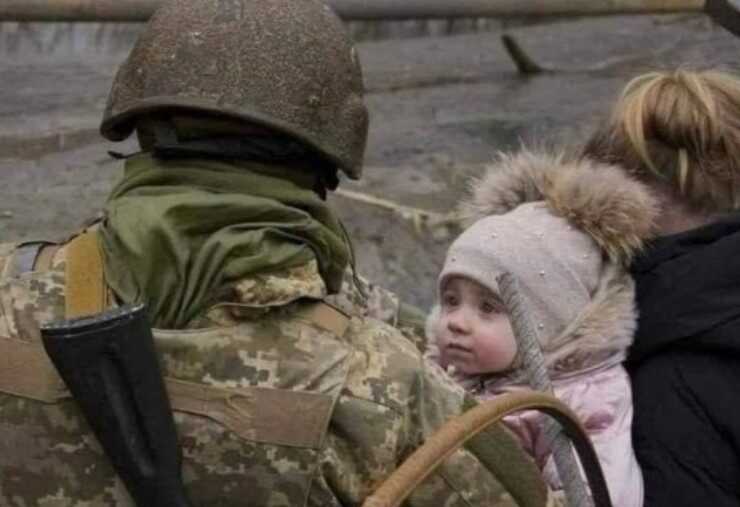 У Донецькій області оголошено примусову евакуацію сотень дітей