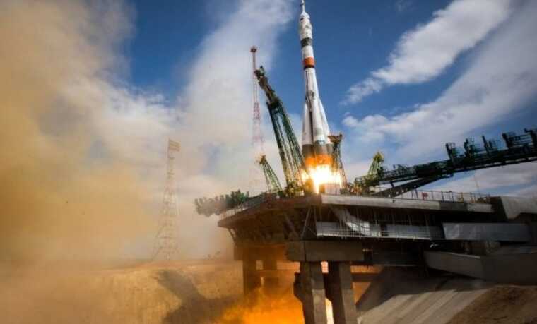 У Держдумі РФ запропонували розміщувати рекламу на ракетах "Роскосмосу" для наповнення бюджету