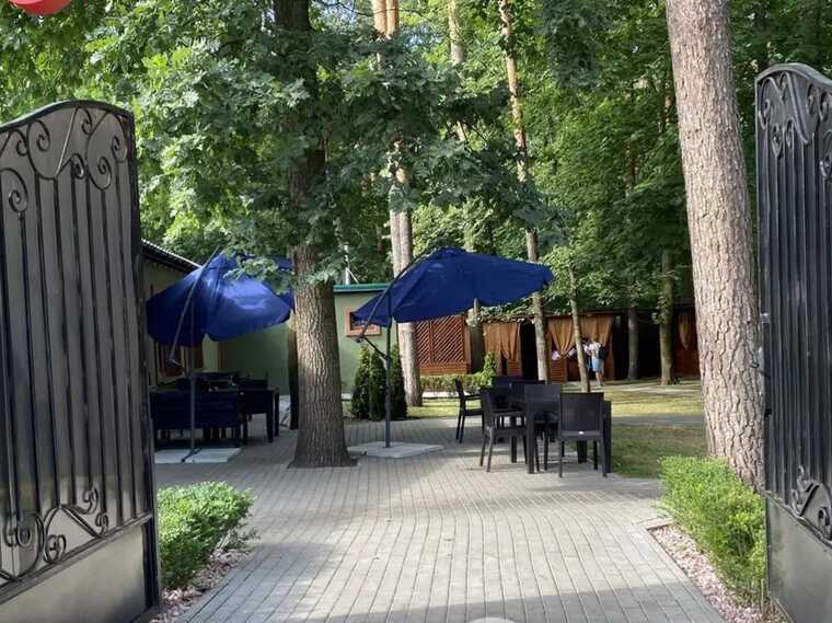 У Києві суд продовжить розглядати справу щодо захоплення території Національного парку "Голосіївський"