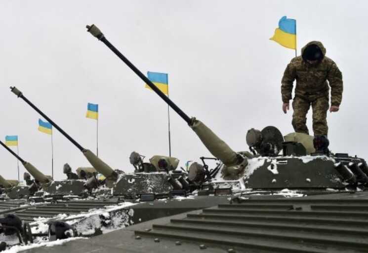 Аеродроми ЗС РФ чекають на град ракет ATACMS, – NYT