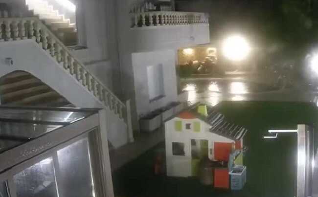 Дом Шария в Испании подожгли коктейлями Молотова