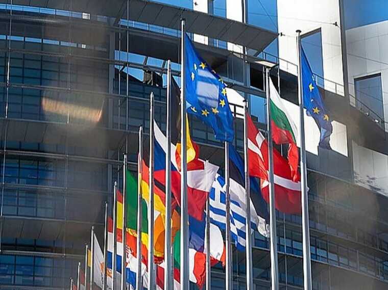 У Європарламенті пропонують передати Україні конфісковану в Лівії бронетехніку