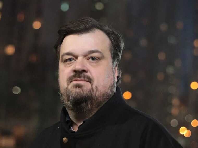 Сильно располневший комментатор из РФ Уткин шокировал внешним видом: "Ему конец"