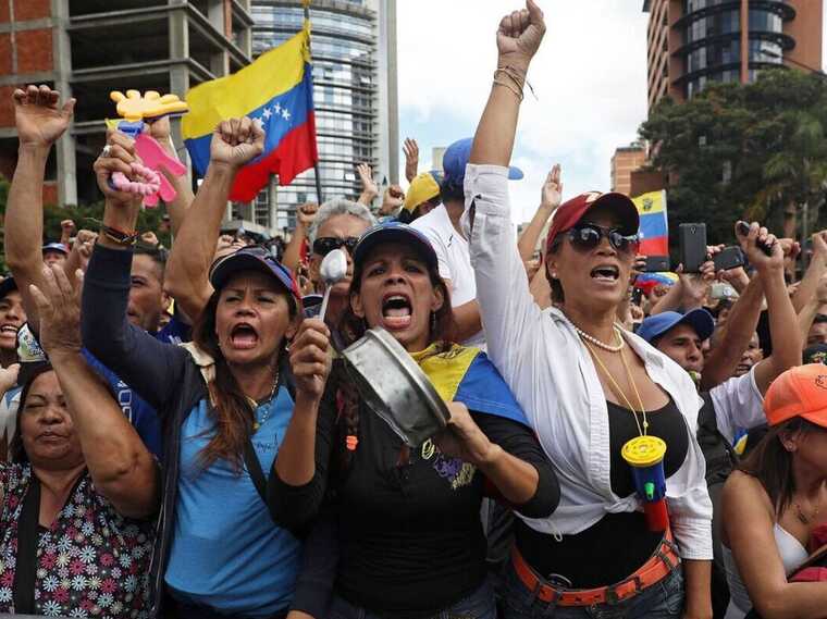 Венесуэла по примеру России пытается забрать территорию Гайаны через "референдум"