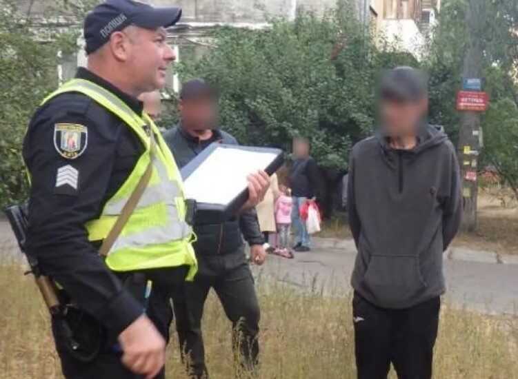 У Києві судитимуть рецидивіста, який пограбував 9-річну дівчинку