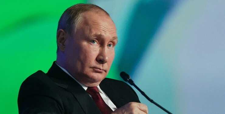 Путіну довелося змінити ядерну риторику: Захід пообіцяв відповісти ударами по Росії, — FT