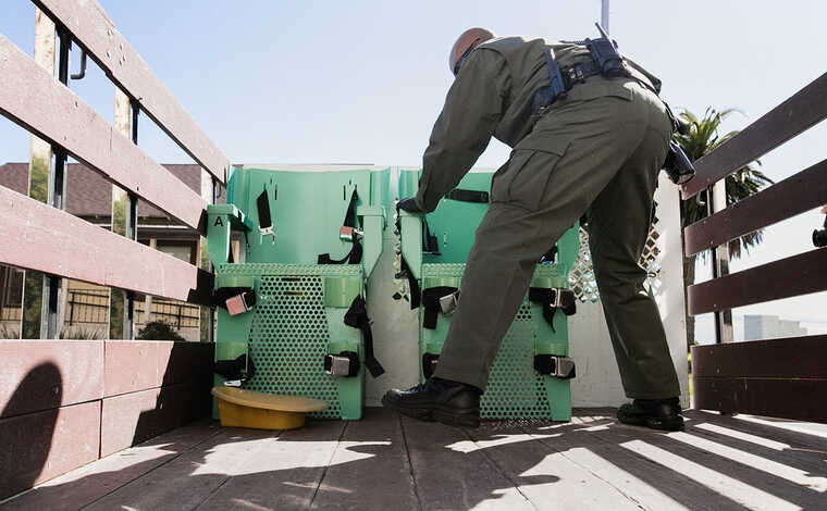 В американському штаті Алабама вперше страчують ув’язненого за допомогою азоту