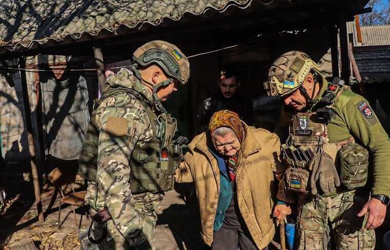 Із села Степове Донецької області поліцейські вивезли останніх цивільних