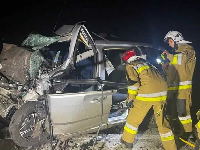 На Миколаївщині сталося лобове зіткнення двох автомобілів: обидва водія загинули