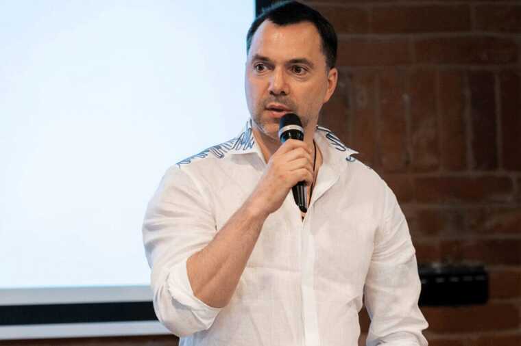 Арестович зізнався, що вводив українців в оману словами про швидку перемогу ЗСУ