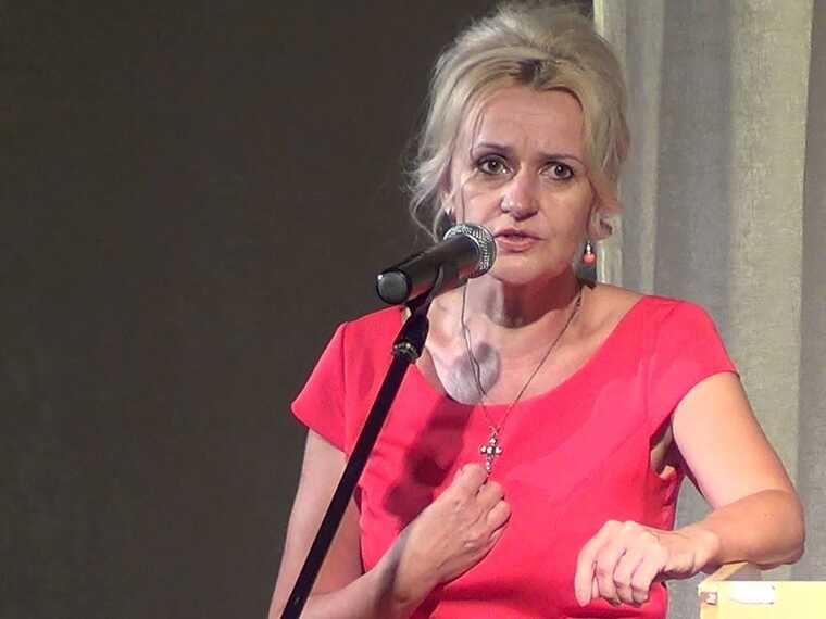 "Падла стікає жовчу!": Фаріон повідомила, що Facebook заблокував її акаунт