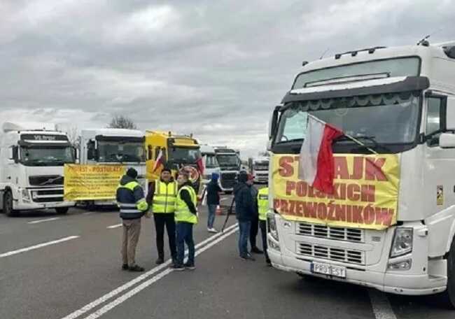 Українсько-польський кордон блокує рашист та путініст з ультраправої партії Ruch Narodowy Рафаель Меклер