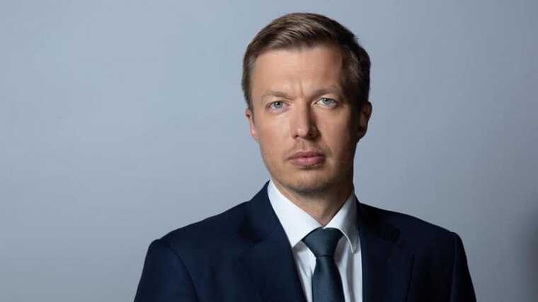 Нардепа Ніколаєнка, який на смерть збив дівчину, відправили під домашній арешт