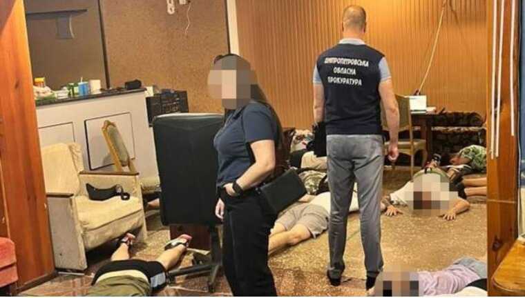 В Кривом Роге мошенники получали деньги под видом букмекерской конторы