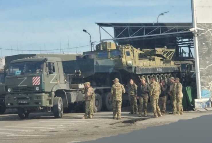 "У противника справжня паніка": РФ перекидає флот до Новоросійська, - Атеш