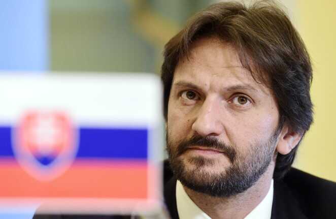 В Словакии заявили, что больше не будут помогать Украине своим оружием