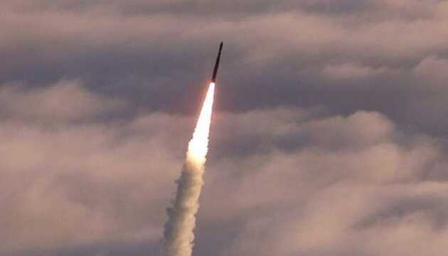 Північна Корея випробувала нові твердопаливні двигуни для міжконтинентальних ракет