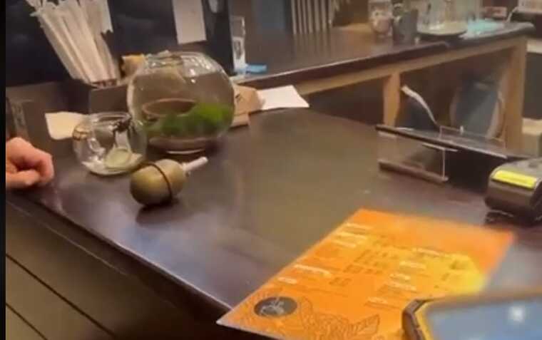 У Кременчуці двоє чоловіків погрожували підірвати гранати у публічних місцях