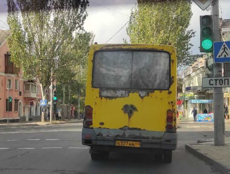 У Мережі з’явилися фото маршрутки в окупованій Макіївці: "І така, кожна друга"