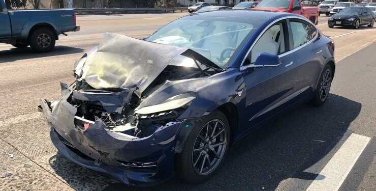 В США могут запретить поставлять битые электромобили в Украину