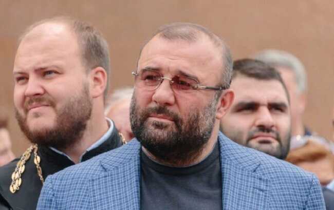 Джокер: Кримінальний авторитет Олександр "Нарік" Петровський закотив весілля дочки на 60 млн