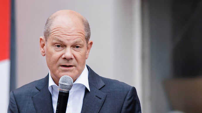 Канцлер Німеччини пообіцяв швидкий перегляд бюджету через кризу щодо видатків