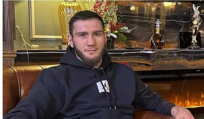 "Сталін нас вигнав": непереможений російський боксер виступатиме під прапором США