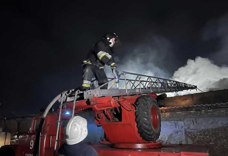 Рятувальники загасили пожежу на ринку під Вінницею