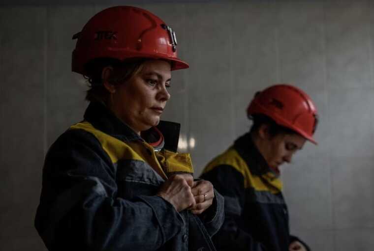 В Павлограде женщины пошли в шахту вместо мужчин, ушедших на фронт