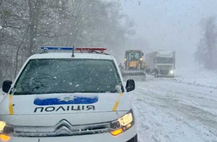 Перевізники скасували автобусні рейси з Києва до Одеси