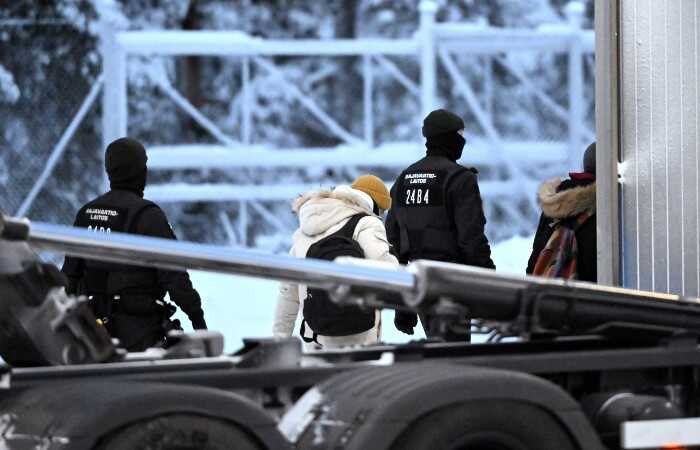 У Фінляндії хочуть вжити додаткових заходів, щоб зупинити потік біженців із РФ