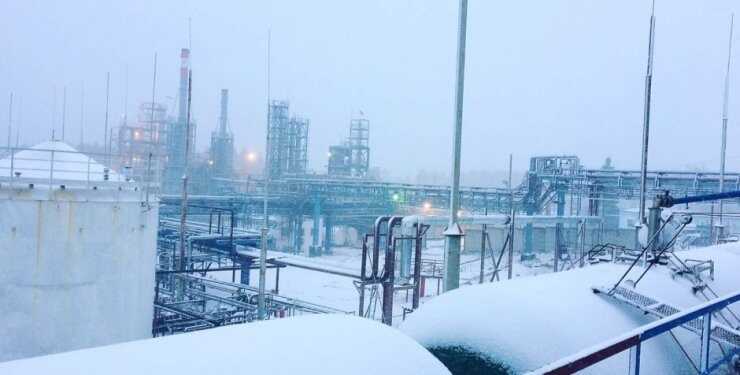 Безпілотники ЗСУ атакували два нафтогазові заводи на території РФ, — ЗМІ