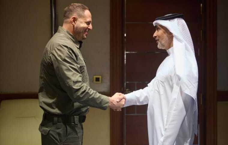 Politico     : "    "