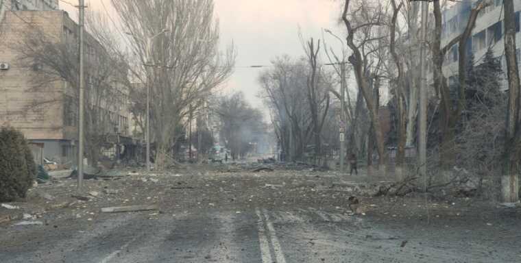 Перекрывают дороги: под Мариуполем оккупанты устроили массовые "зачистки", — Андрющенко
