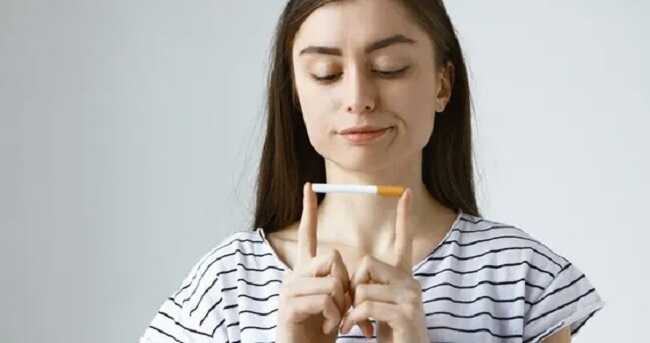 Новый премьер-министр Новой Зеландии отменит запрет на курение для последующих поколений