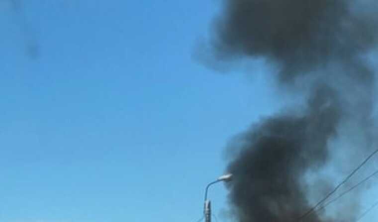 У Горлівці після потужного вибуху спалахнула заправка