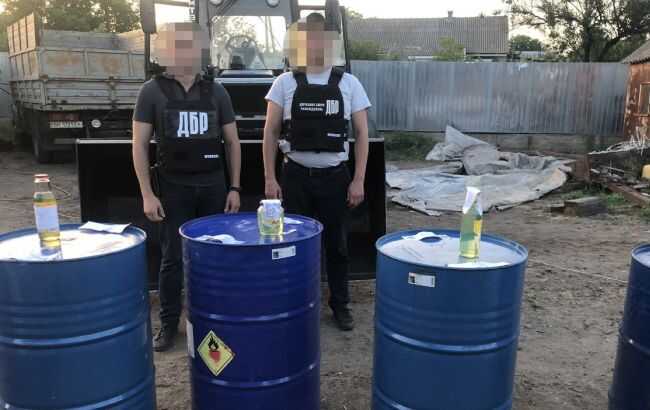 Повідомлено про підозру командиру взводу: продав пальне підрозділу заради наживи