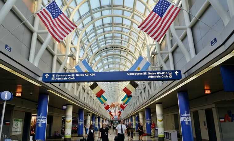 У Сенаті США закликали Байдена заборонити сполучення з Китаєм через загрозу нового вірусу