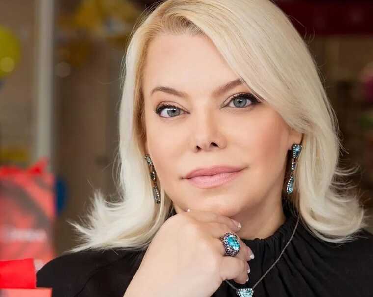 Зірка "Червоної шапочки" Яна Поплавська назвала Ані Лорак зрадницею