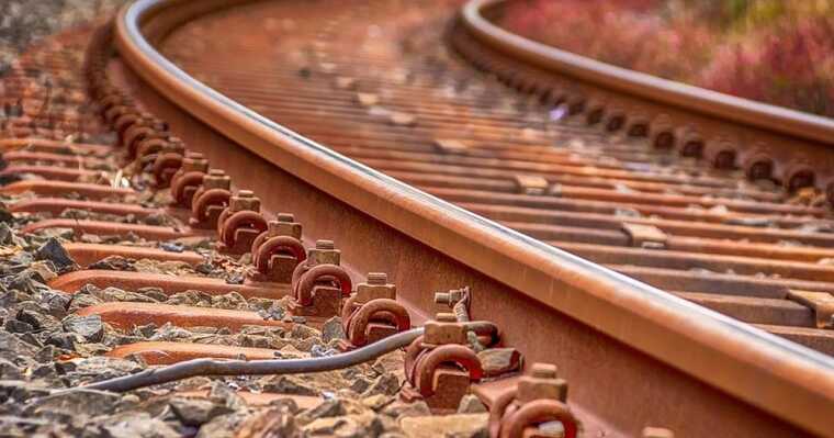 У Польщі потрапили під потяг двоє технічних працівників залізниці, один загинув