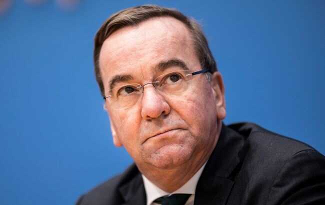 Писториус обещает нарастить производство немецкого оружия для Украины